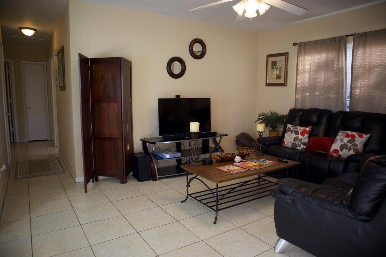 Great Location Near Downtown & Airport Villa Tampa Exterior photo